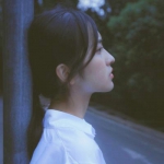 24张高清意境感拉满的抑郁伤感女生头像