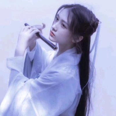 12张干净清爽的白色系清纯女生QQ头像合集