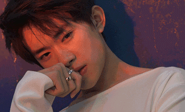 易烊千玺专属表情包合集来啦