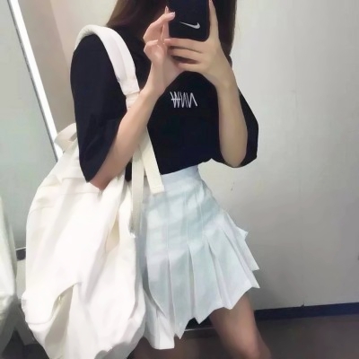 22张高清女生腿部部位头像合集