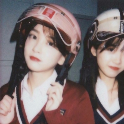 闺蜜一人一张头像合集 共16组女生头像