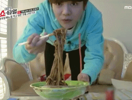 鹿晗：兼具吃货属性与颜值的双料担当