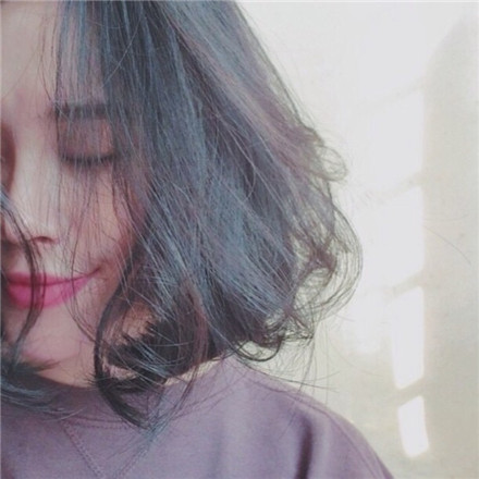 高清御姐短发头像合集 10张好看的女生头像素材