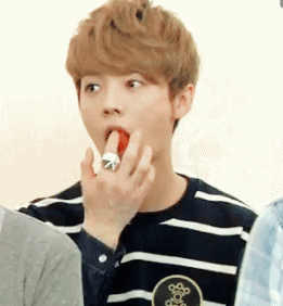 鹿晗：兼具吃货属性与颜值的双料担当