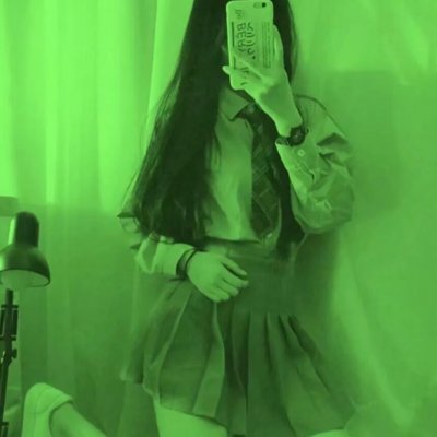 整张都是绿色的女生高清头像 19张个性款