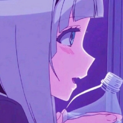 16张高清复古旧漫女头 氛围感拉满的怀旧动漫女生头像