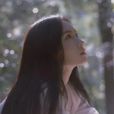 24张高清意境感拉满的抑郁伤感女生头像