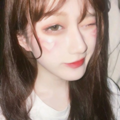 28张高清霸气女孩真人头像 好看又够飒