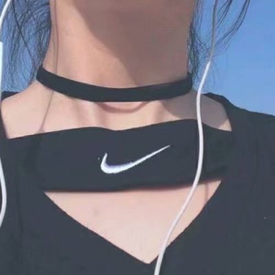 15张青春感拉满的不露脸半身女头，都是女生头像圈热门款
