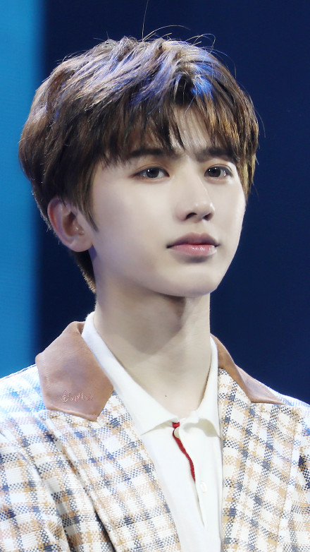 蔡徐坤专属壁纸合集来了