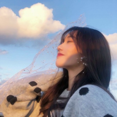 女生唯美高清头像合集 22张好看的美女头像来啦
