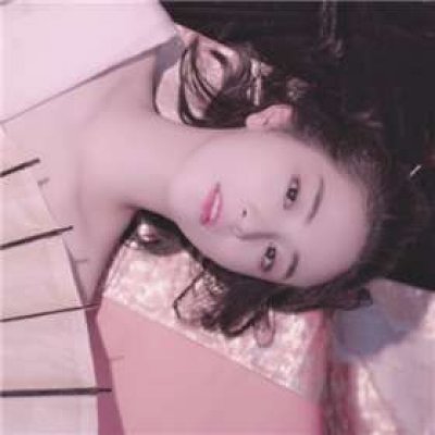 17张高清意境唯美女生QQ头像，氛围感拉满直接用