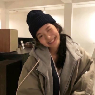 31张高清可爱时尚女生头像 颜值拉满的氛围感女头合集