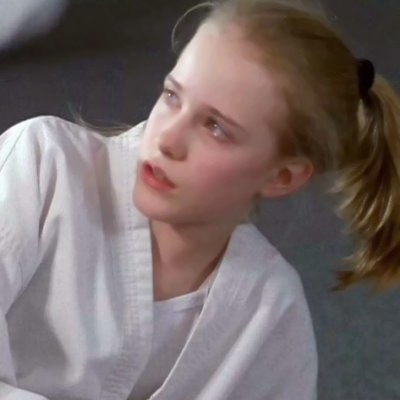 14张高清个性美国女生头像合集