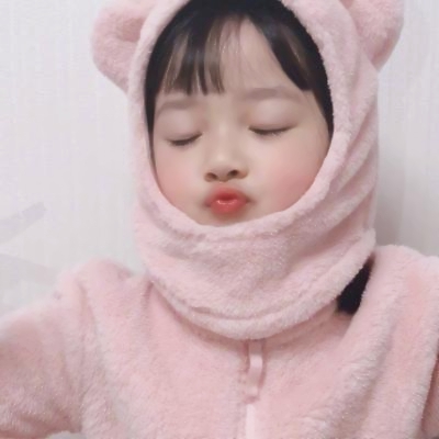 21张高清搞怪可爱萌娃女生头像 氛围感拉满