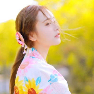 27张高清自然风清纯美女头像 适合当头像的氛围感女生头像