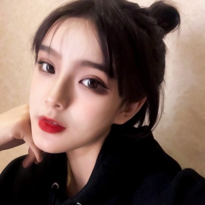 27张高清时尚款女生QQ头像 带社会气息超好看