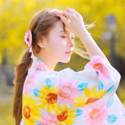 27张高清自然风清纯美女头像 适合当头像的氛围感女生头像