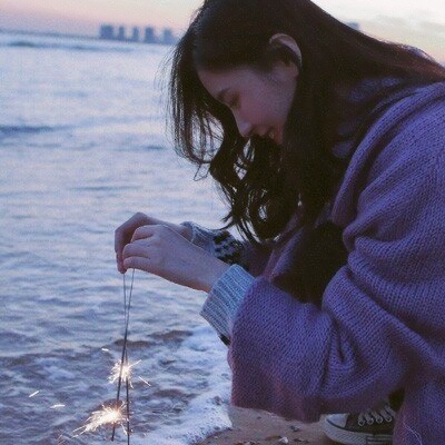 9张高清紫色系唯美女生头像 氛围感拉满