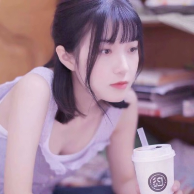 35张高清清纯美女头像合集 清新感拉满的女生头像精选