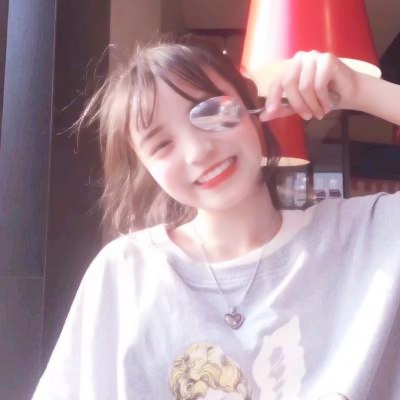 24张高清可爱沙雕女生头像 简约又接地气的女生头像合集