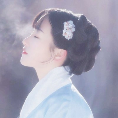 19张超绝古风女生头像！淡雅唯美还能当微信QQ头像