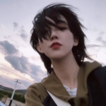 25张高清新款女生微信头像 个性好看直接用