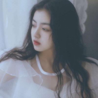 成熟气质女生优雅头像合集 29张风韵感拉满的女生头像