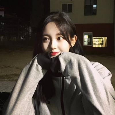 27张治愈感拉满！小清新阳光女生头像合集