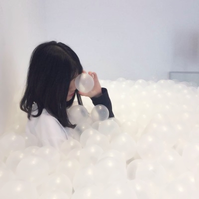 36张高清个性丧女真人头像 适合女生用的氛围感头像合集