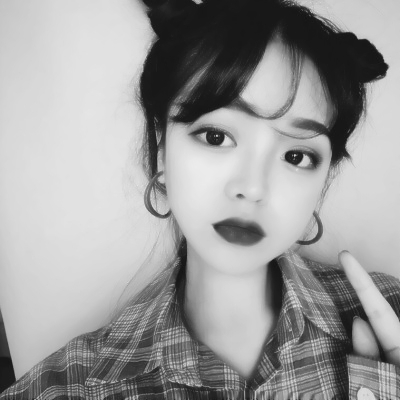 36张高清黑白高冷女生头像合集 自带清冷氛围感