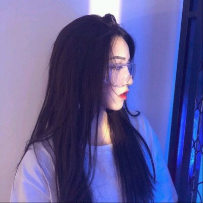 29张高清潮流时尚女生QQ头像 好看又百搭
