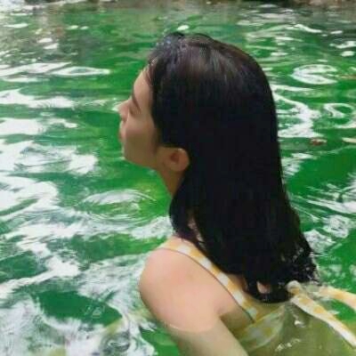 13张个性绿色系女生QQ头像合集