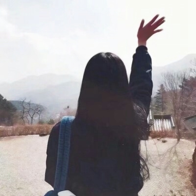 28张清新可爱女生背影头像 高清好看直接存