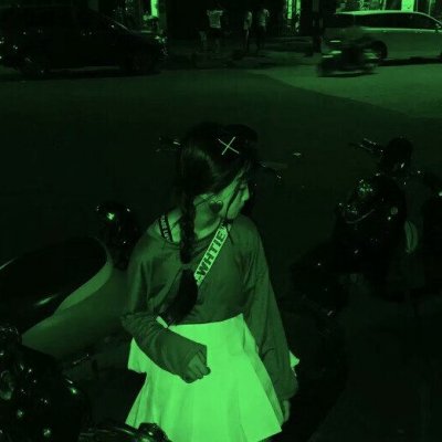 霸气又带感！15张高清不露脸绿色系女生QQ头像