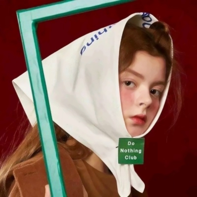 24张高清清新唯美女生头像合集 好看又百搭