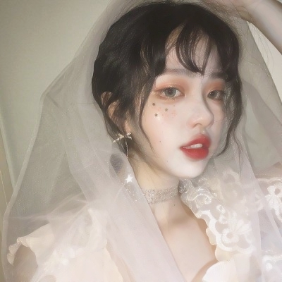 15张高清霸气社会女生网图头像 好看的女生头像合集