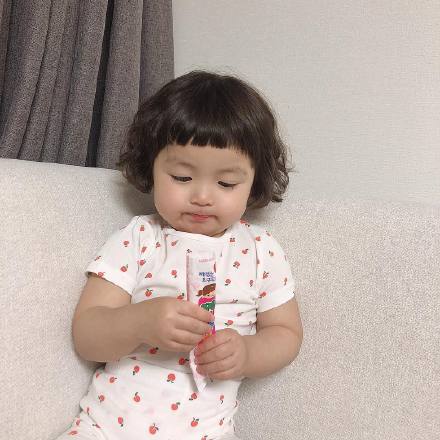 圆滚滚超可爱！罗熙最新日常照片来啦