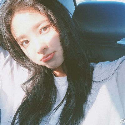 当下超火的章若楠头像合集 30张清新高清美图精选