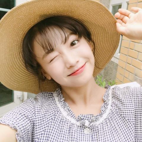 21张超好看的小清新呆萌女生头像 软萌感拉满