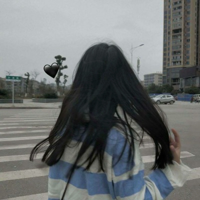 36张高清个性丧女真人头像 适合女生用的氛围感头像合集