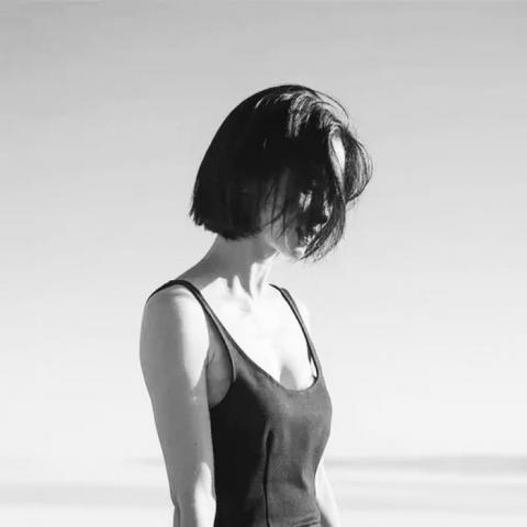 19张高冷范儿黑白侧脸女头 高清质感拉满