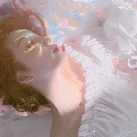 24张高清伤感女生头像 氛围感拉满的QQ唯美头像合集