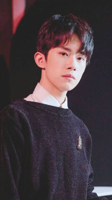 易烊千玺专属手机壁纸合集