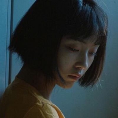 28张高清抑郁系伤感女生头像 氛围感拉满