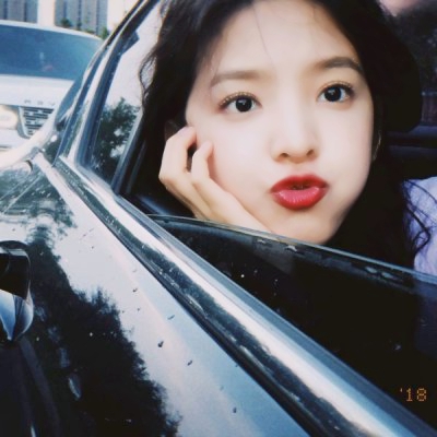 章若楠QQ头像合集 共22张明星头像