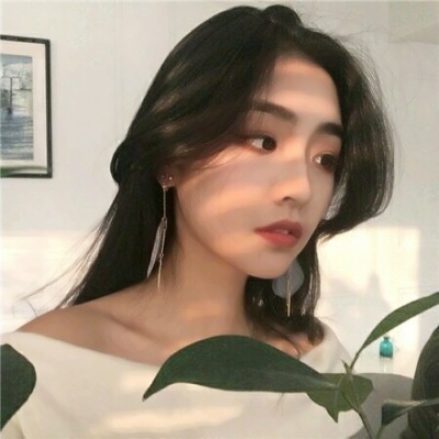 11张高清好看的潮流女生微信头像合集