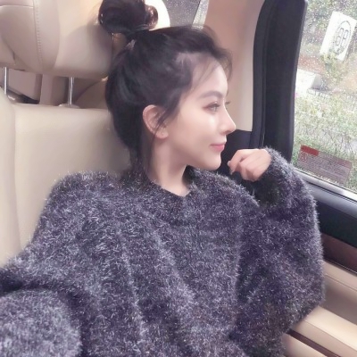 当下超火的高冷女生头像 15张高清潮流款