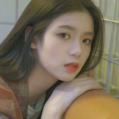 18张高清伤感意境侧面女生头像 合集整理