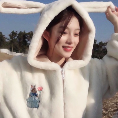 女生唯美高清头像合集 22张好看的美女头像来啦